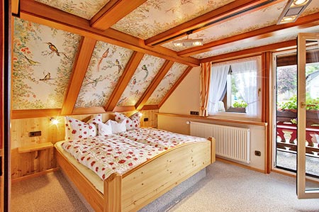 Schlafzimmer mit Balkon